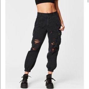 Carmar cargo pants size 8